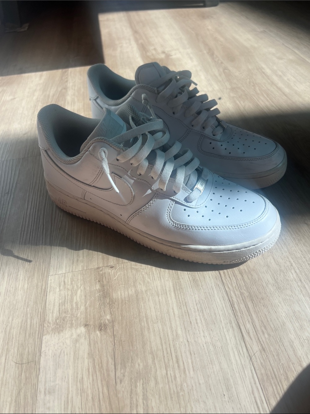 Men's Air Force Low-Top Sneakers - Classic Casual Style, size 10.5